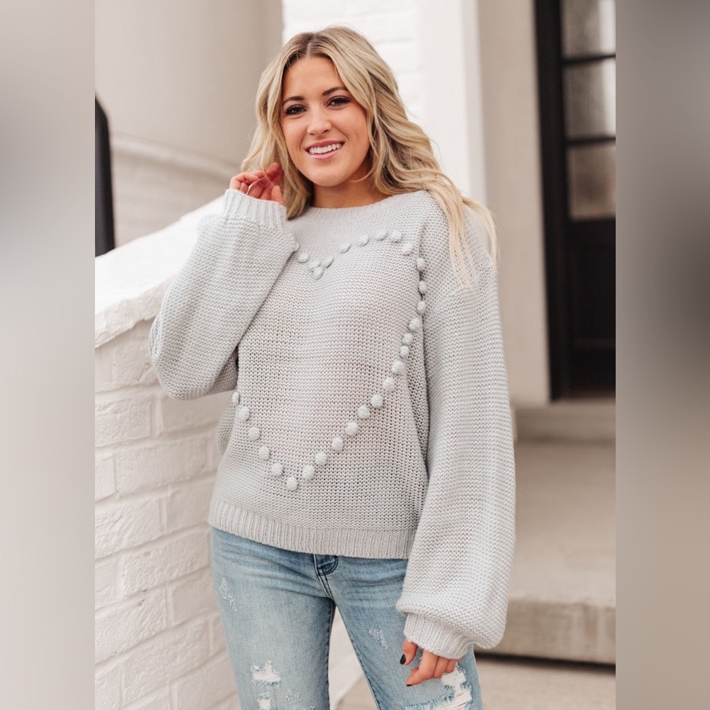 NWT | Andree by Unit | Gray | Heart | Balloon Sleeve | Sweater  | Large